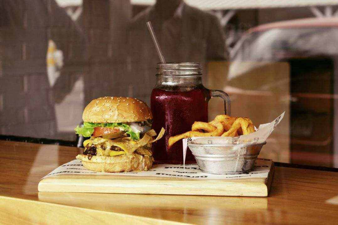 Corporate lunch set